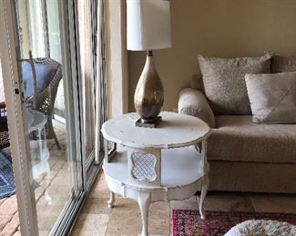 VINTAGE PAINTED WHITE SIDE TABLE 
