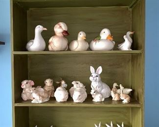 last but not least, matching bookcase - lots of Bunnies and Ducks