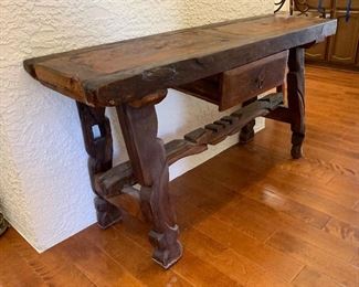 Rustic Reclaimed Wood Console Table	33x65x19in	HxWxD