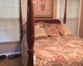 Broyhill Queen Four Poster Bed