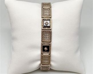 Lot 014 
Art Deco 14 K White Gold Paneled Bracelet