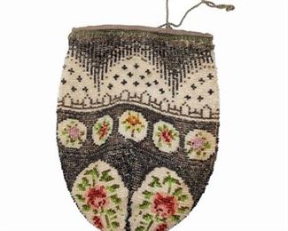 Lot 100 
Antique Glass Beaded Knitted Hand Bag