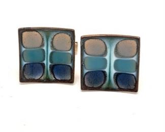 Lot 124 
Mid-Century Modern Hogan Bolas Signed Cuff Links