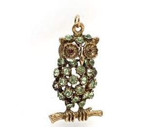 Lot 235 
Vintage Owl Pendant