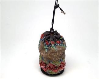 Lot 486 
Antique Glass Beaded Purse