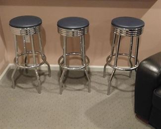 Old Fashioned Bar Stools