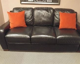 Leahter Sofa