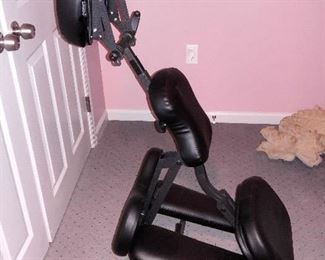 MASSAGE CHAIR