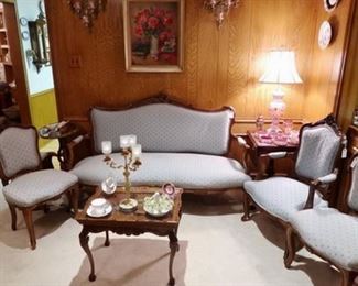 Victorian settee with chairs, antique tray table