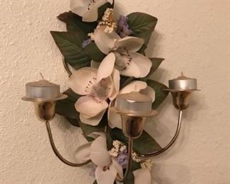 wall sconce--cute & small--we have a pair