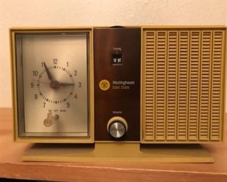 Westinghouse am clock radio in working condition