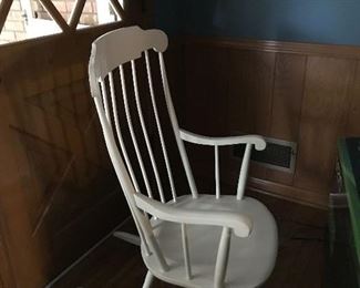 Circa 1930s, mfg. All American, Nicholesinie rocking chair. Has probably rocked over 40 children or more in our family! Leave a bid
Beautiful simplicity and comfortable. 
