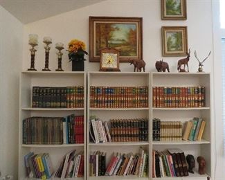 Books, African figurines