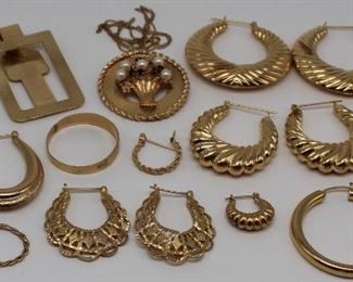 JEWELRY Ladies Gold Jewelry Grouping