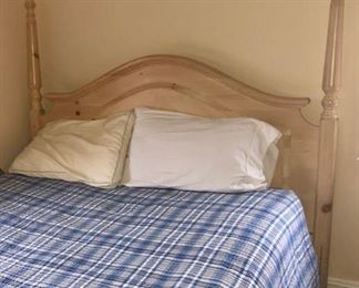 Full bed