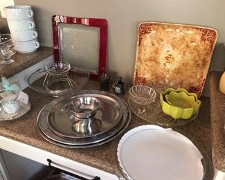 Party ware, appetizer bowls and service ware