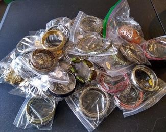 BAGS OFJEWELRY
