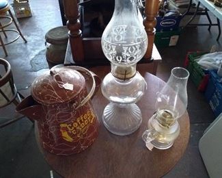 OIL LAMP-COFFEE POT WITH CUPS