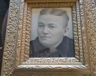 PICTURE FRAME