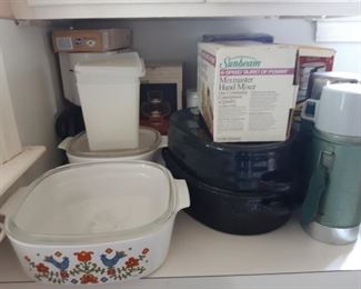 Bakeware, thermoses, roaster