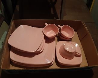 vintage melamine dish set like new