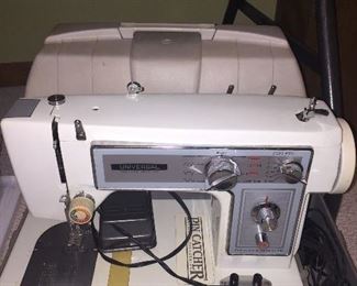 Universal sewing machine