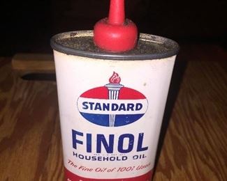 Standard Finol oil can