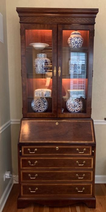 10. THOMASVILLE SECRETARY (35" x 20" x 86") (ACCESSORIES NOT INCLUDED)