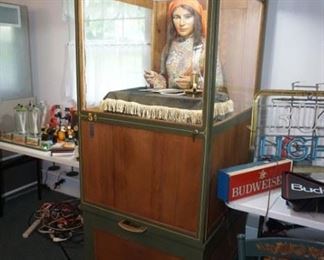 Princess Doraldina 5 Cent Fortune teller machine