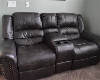 Dual recliners