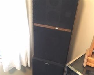 U700 SONY SPEAKERS