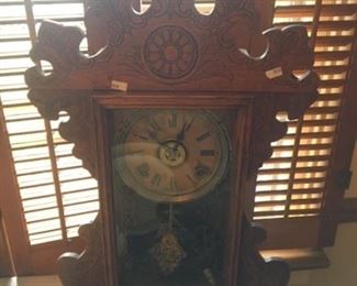 WORKING VINTAGE CLOCK