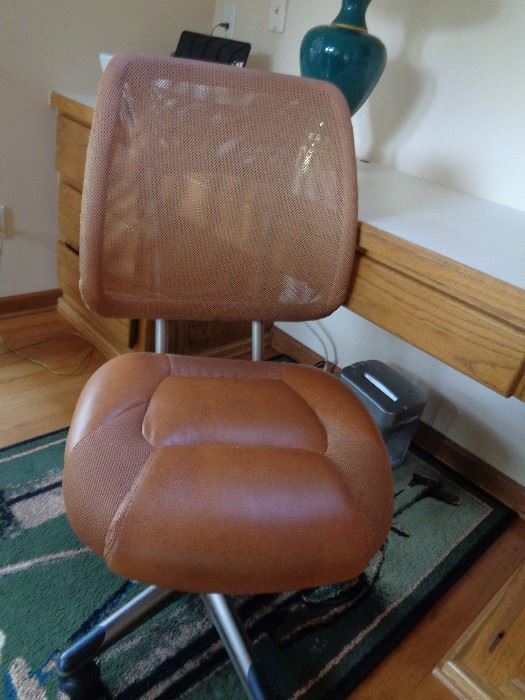 very nice office chair
