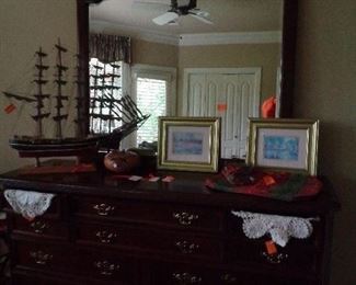 matching dresser w/mirror