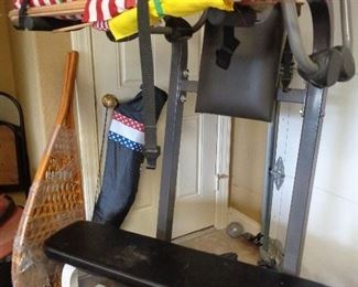 weight bench & work out station
