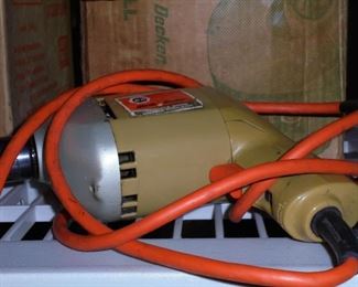 Black & Decker variable speed 1/4" drill
