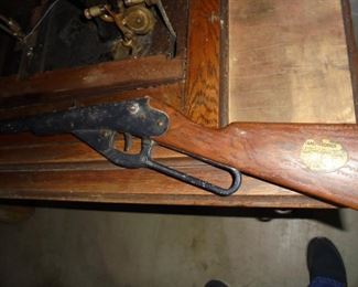 Vintage Daisy BB gun