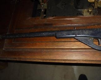 Vintage Daisy BB gun