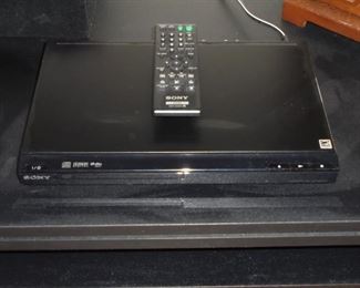Sony DVD player w/remote