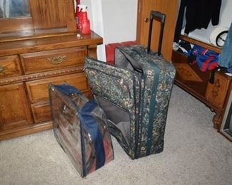 Luggage &  Dresser