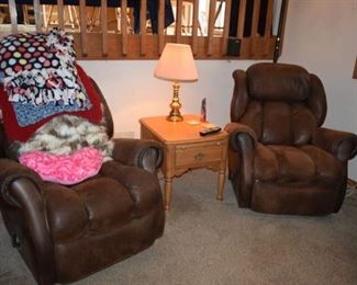 Recliner Chairs, Blankets, Pillow, Side Table, Lamp