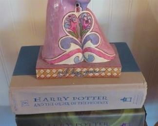 1st American Edition Set of Harry Pottery Books & Jim Shore Figurines
