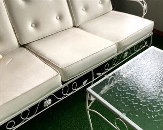 SUPER COOL Patio Set!...