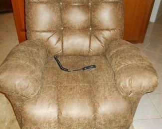 LIKE NEW!!! automatic lift chair