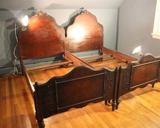 Pair vintage mahogany twin beds