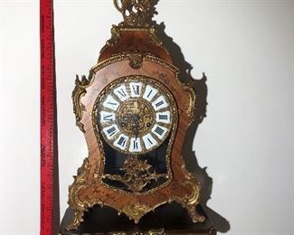 Usital Clock