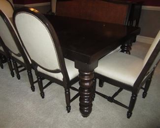 DINING TABLE WITH 2 LEAVES AND 6 CHAIRS AND BENCH BY DREXEL HERITAGE