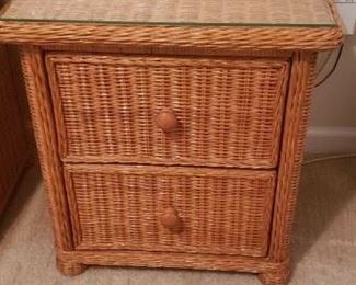 Wicker Dresser Mirror and End Table Set 