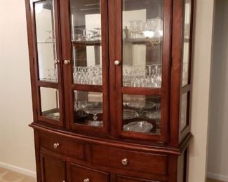 Wood Glass Chine Cabinet