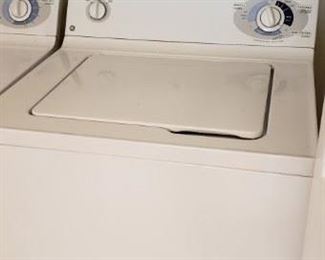 GE Washing Machine and Dryer Set 